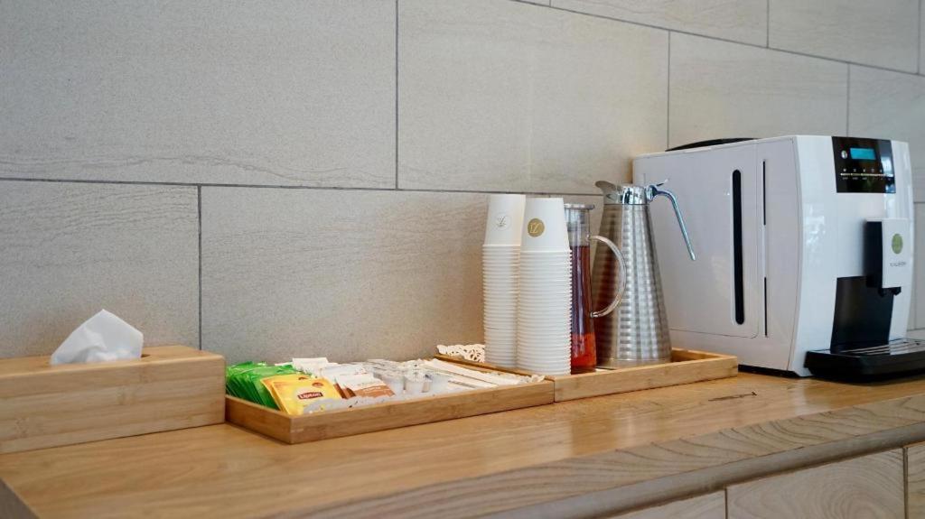 Ji Hotel Shanghai Yan An Road Branch Εξωτερικό φωτογραφία