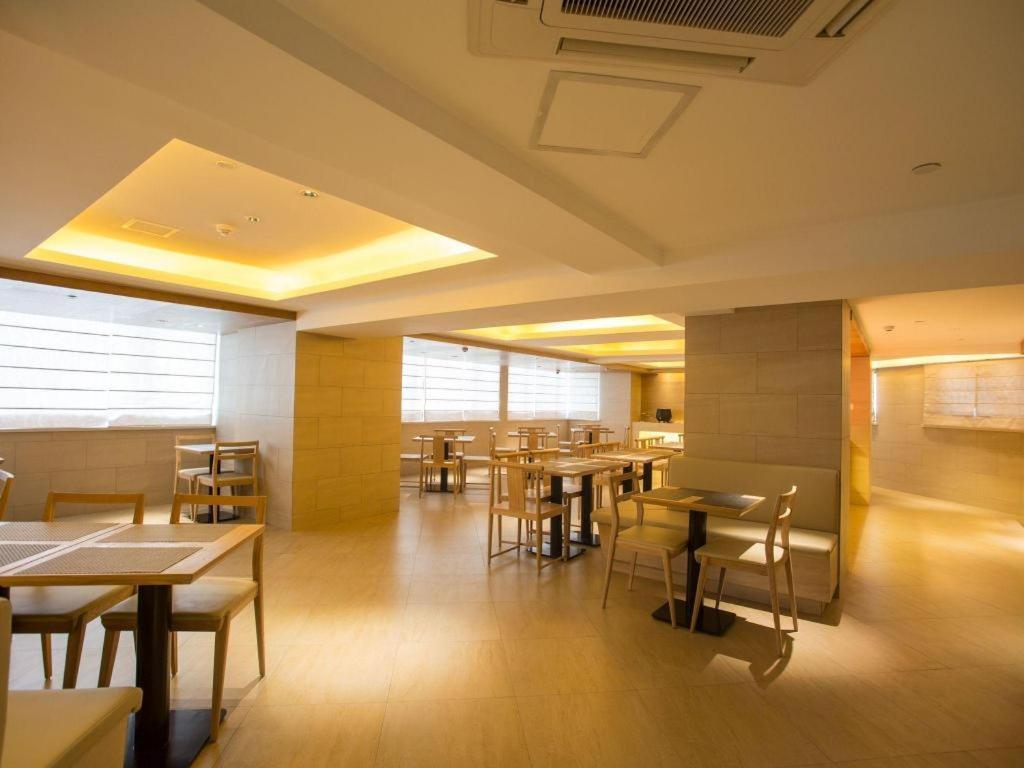 Ji Hotel Shanghai Yan An Road Branch Εξωτερικό φωτογραφία